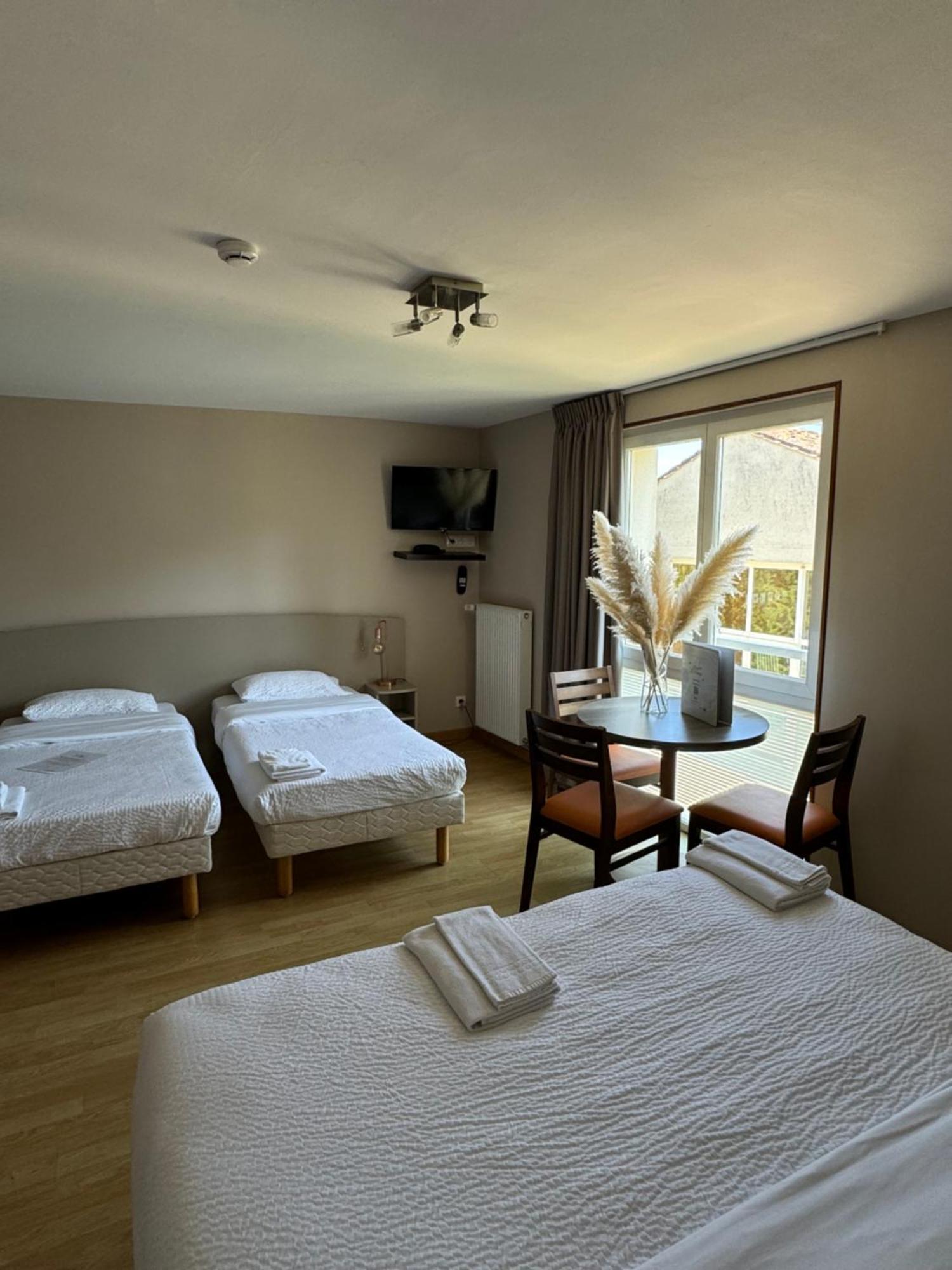 Hotel La Metairie 2 Etoiles Cordes-sur-Ciel Exterior photo
