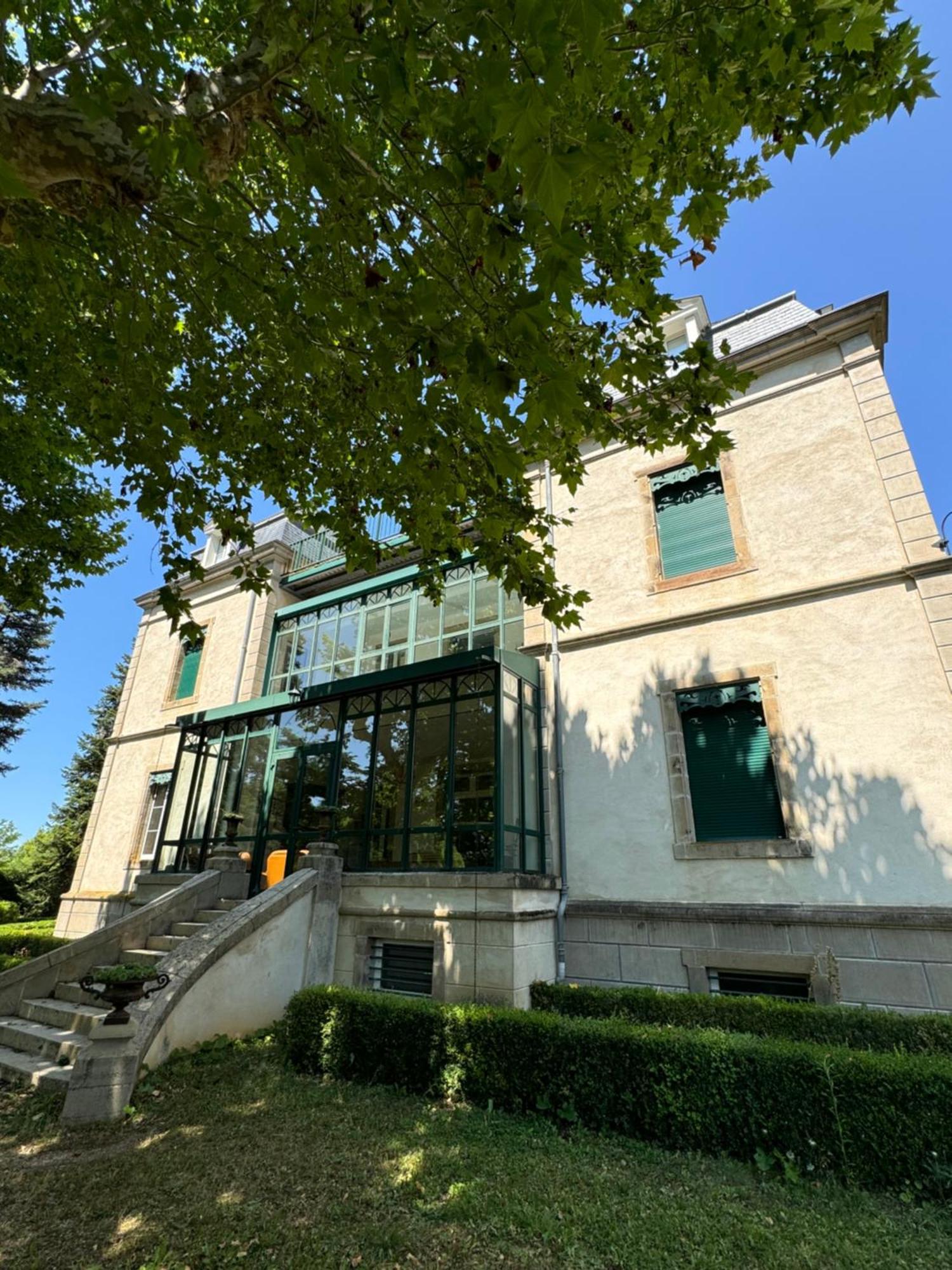 Hotel La Metairie 2 Etoiles Cordes-sur-Ciel Exterior photo